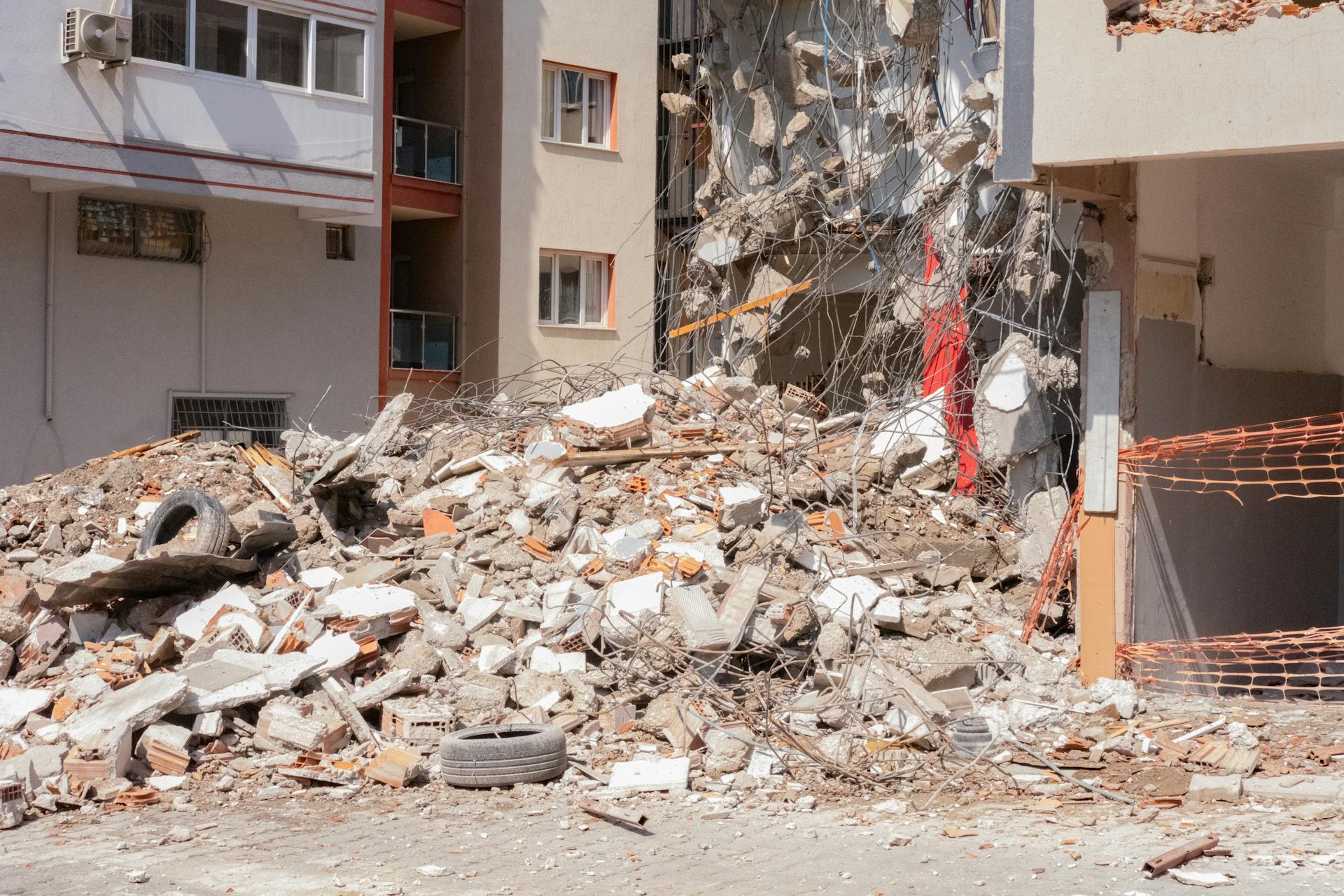 Do You Need Earthquake Insurance? Pros and Cons Explained